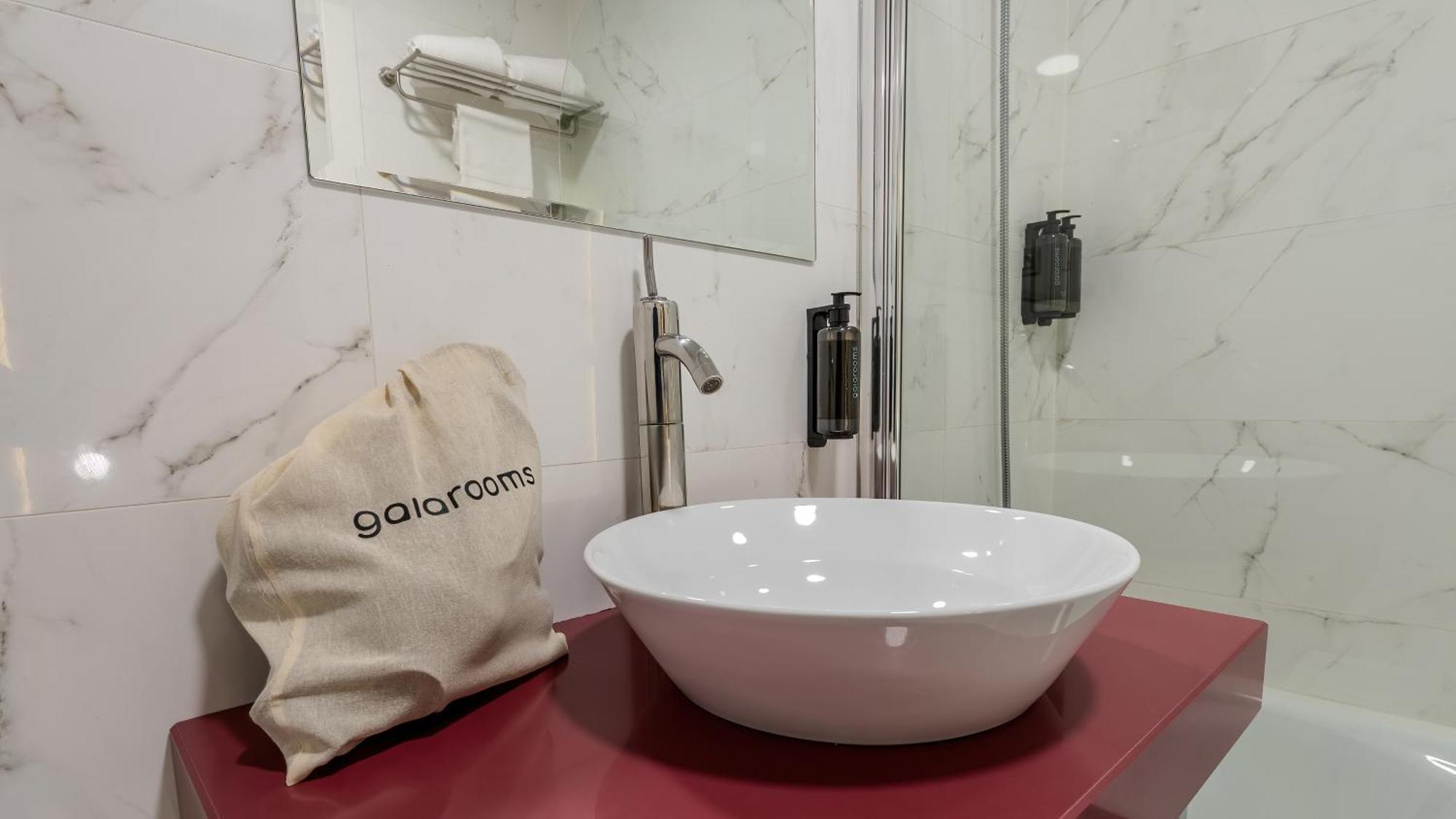 Hotel Barrio Humedo By Gaiarooms Leon Exterior photo